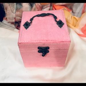 🌸VINTAGE PINK LEATHER JEWELRY BOX🌸